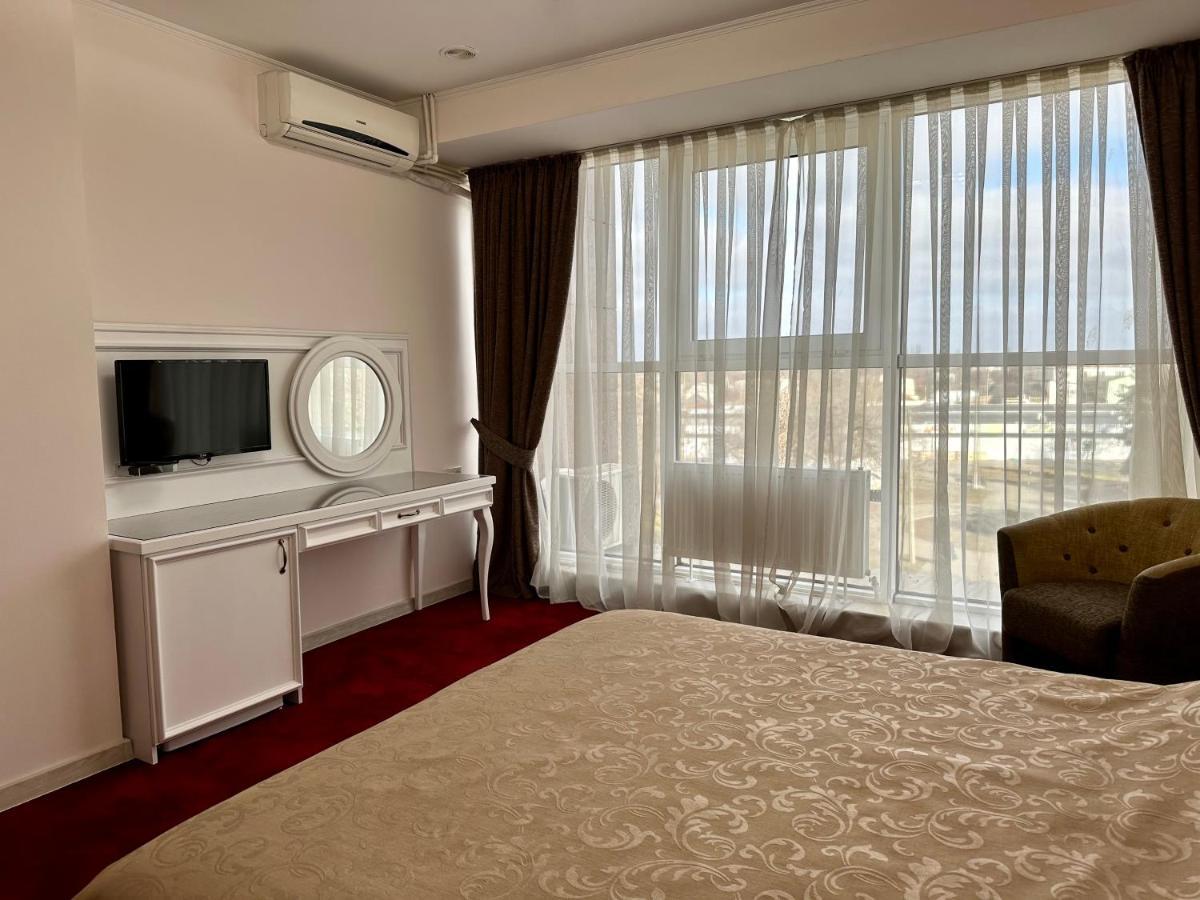 Mark Plaza Hotel Mykolaiv Dış mekan fotoğraf