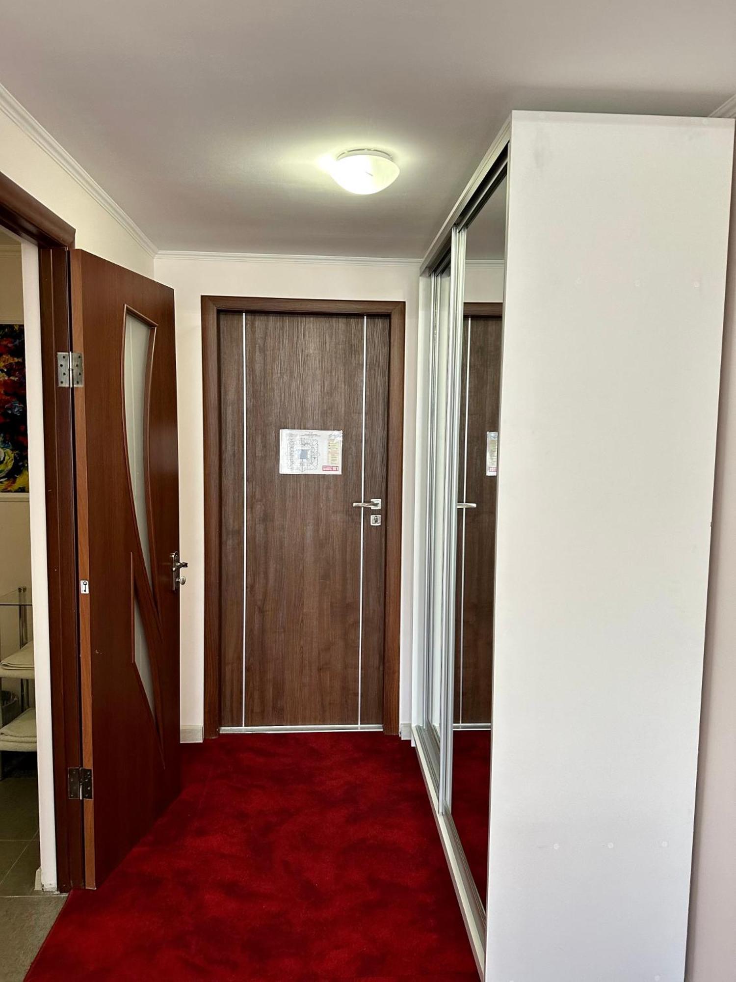 Mark Plaza Hotel Mykolaiv Oda fotoğraf
